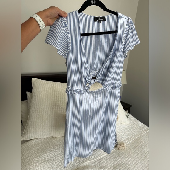 Dress - Picture 4 of 4